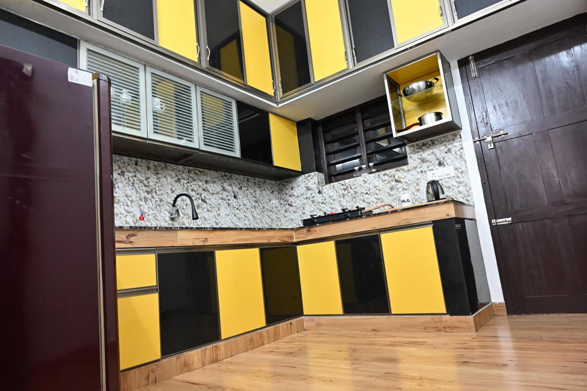 ChottanikaraElamkulam Penthouse - 3Bhk Ac With Kitchen - Kochi公寓 外观 照片